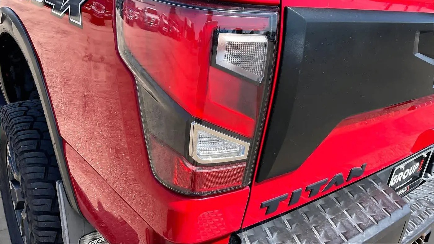 2020 Nissan Titan SV