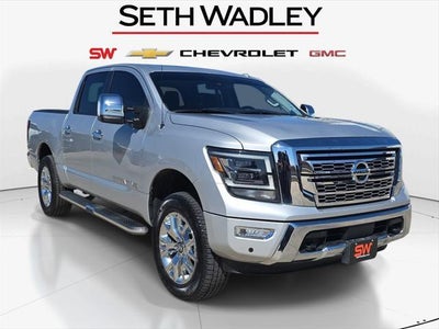2020 Nissan Titan 4X4 SL 4DR Crew Cab 5.6 FT. SB