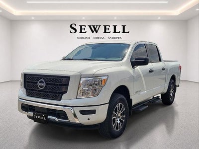 Photo of a 2024 Nissan Titan 4X4 SV 4DR Crew Cab 5.6 FT. SB for sale