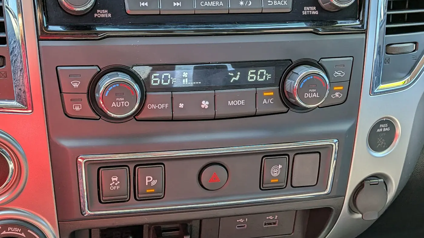 2024 Nissan Titan Platinum Reserve