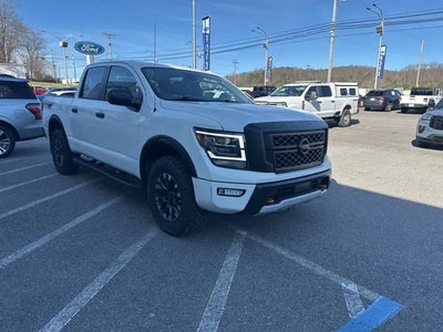 Photo of a 2021 Nissan Titan 4X4 PRO-4X 4DR Crew Cab 5.6 FT. SB for sale