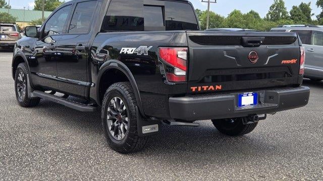 2023 Nissan Titan Platinum Reserve