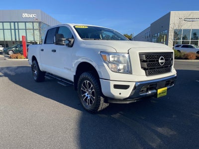 2024 Nissan Titan 4X4 Platinum Reserve 4DR Crew Cab