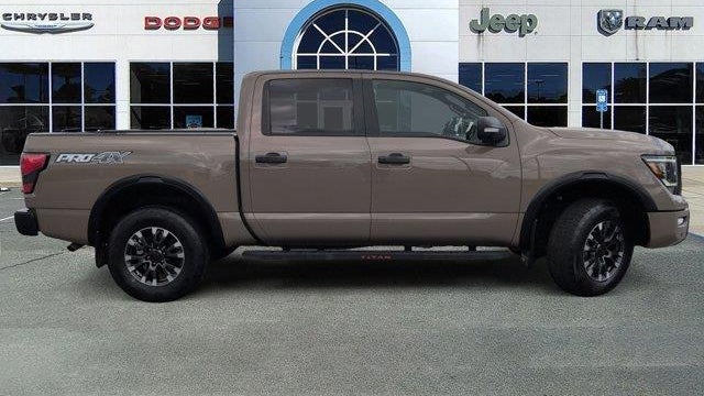 2024 Nissan Titan Platinum Reserve