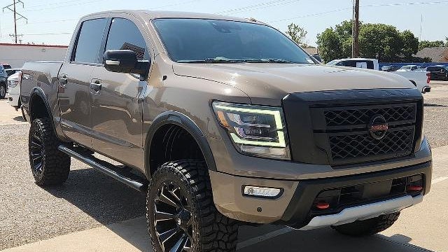 2021 Nissan Titan Platinum Reserve