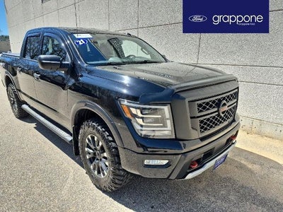 Photo of a 2021 Nissan Titan 4X4 Platinum Reserve 4DR Crew Cab 5.6 FT. SB for sale