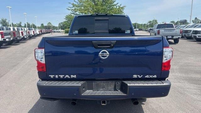 2021 Nissan Titan SV