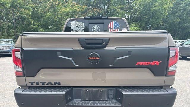 2021 Nissan Titan SV