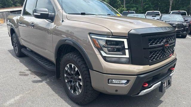 2021 Nissan Titan SV