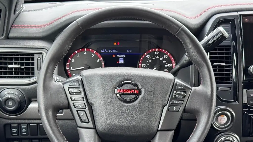 2022 Nissan Titan SV
