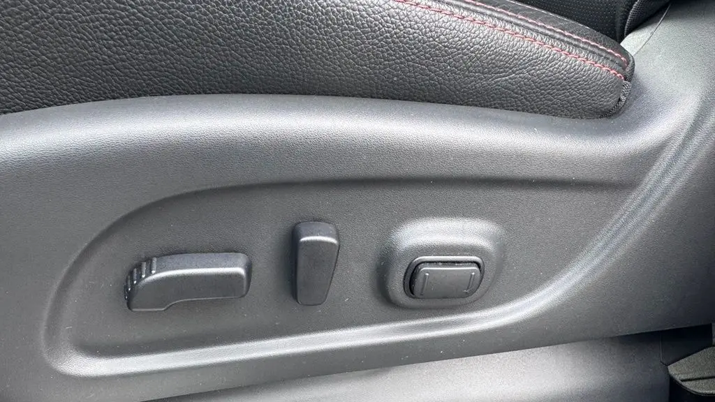 2022 Nissan Titan SV