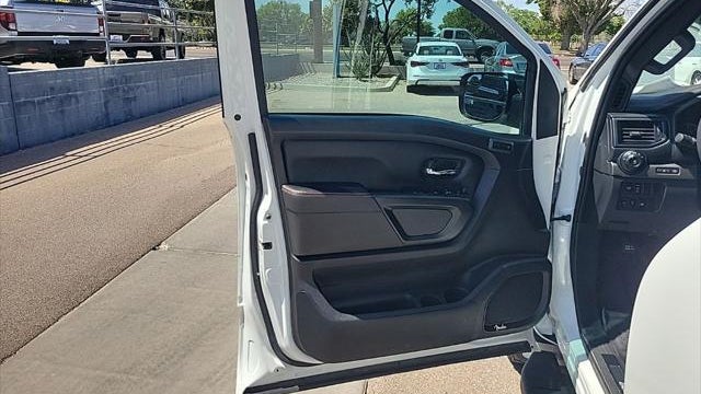 2024 Nissan Titan PRO-4X