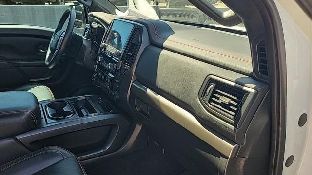 2024 Nissan Titan PRO-4X