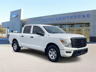 Photo of a 2021 Nissan Titan 4X2 S 4DR Crew Cab for sale