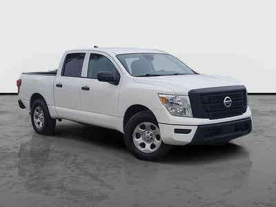 Photo of a 2022 Nissan Titan 4X2 S 4DR Crew Cab 5.6 FT. SB for sale