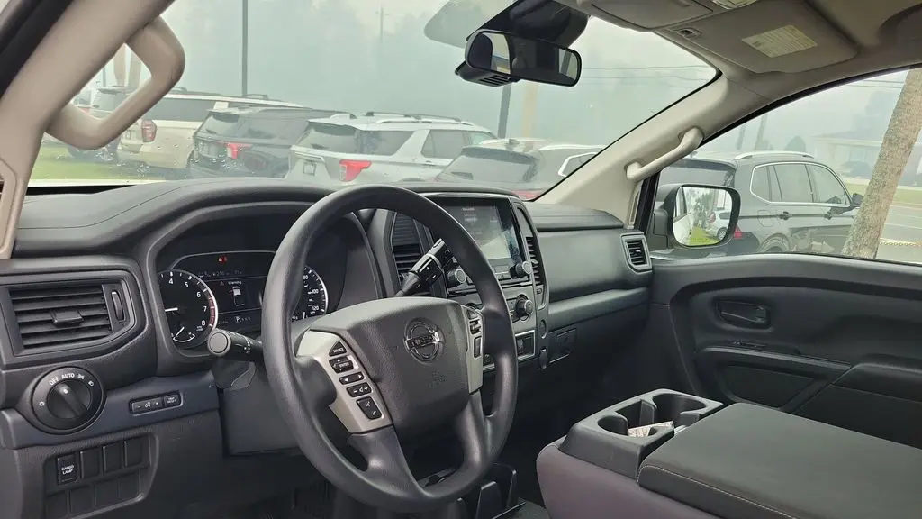 2022 Nissan Titan S