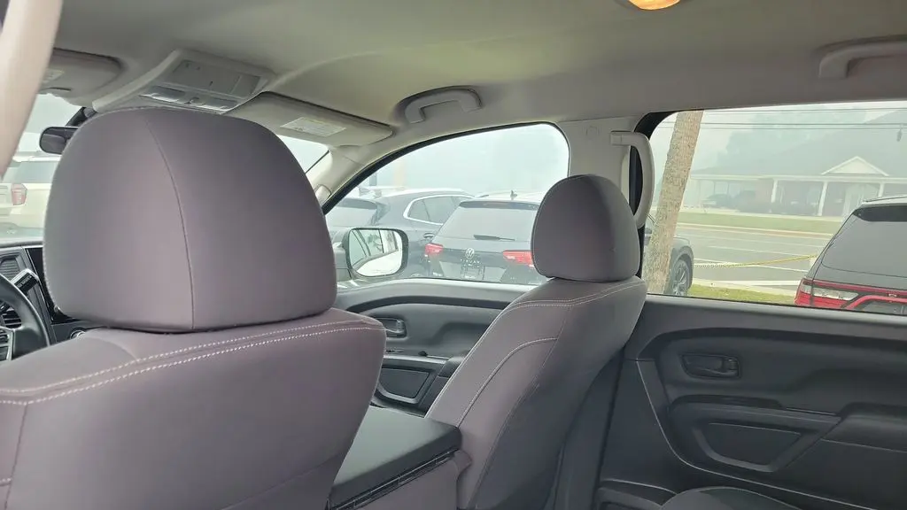 2022 Nissan Titan S