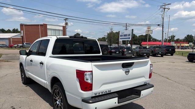 2022 Nissan Titan S