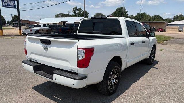 2022 Nissan Titan S