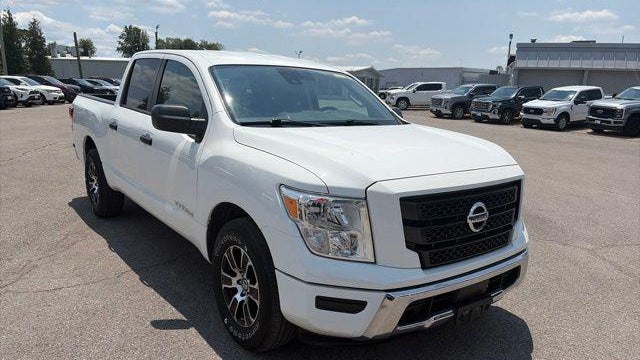 2022 Nissan Titan S