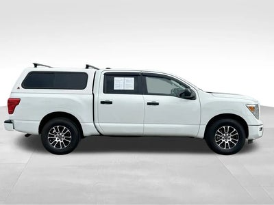 Photo of a 2023 Nissan Titan 4X2 S 4DR Crew Cab 5.6 FT. SB for sale
