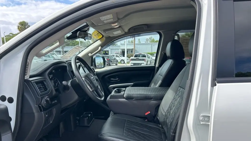 2023 Nissan Titan S
