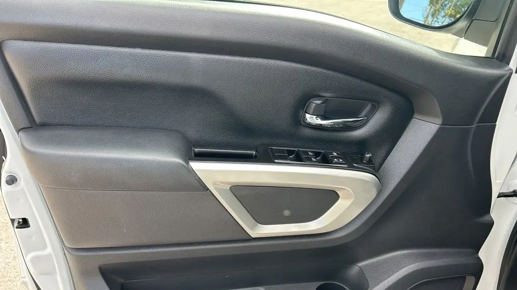 2023 Nissan Titan S