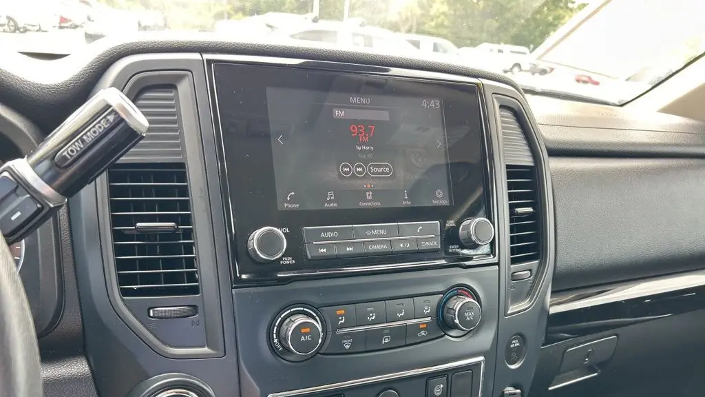 2023 Nissan Titan S