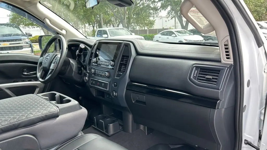 2023 Nissan Titan S