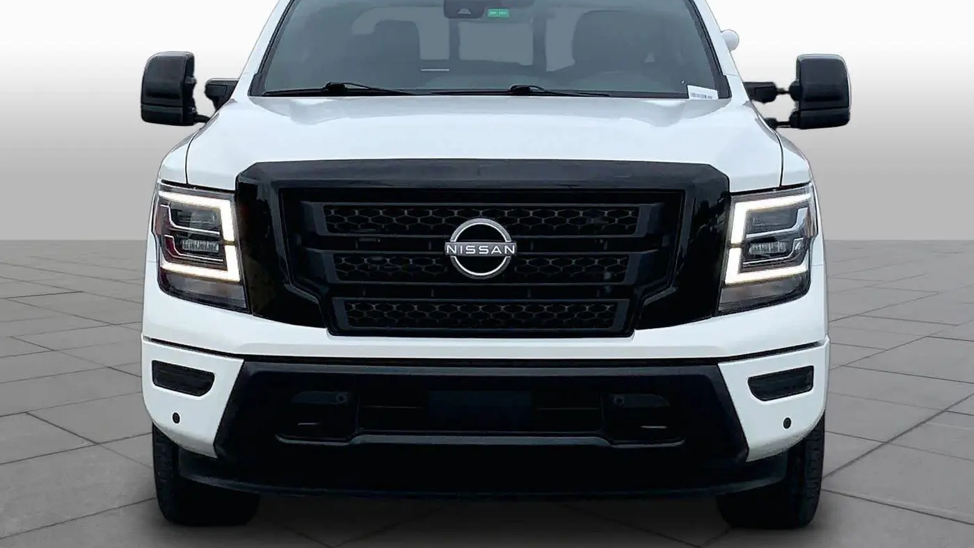 2024 Nissan Titan Platinum Reserve