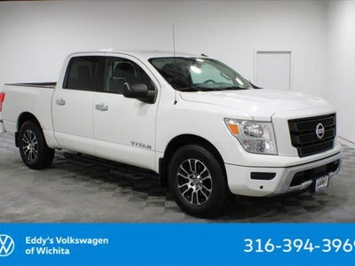 Photo of a 2021 Nissan Titan 4X2 SV 4DR Crew Cab 5.6 FT. SB for sale