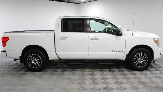 2021 Nissan Titan SV