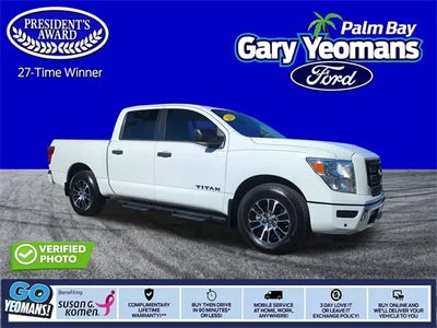 Photo of a 2024 Nissan Titan 4X2 SV 4DR Crew Cab 5.6 FT. SB for sale