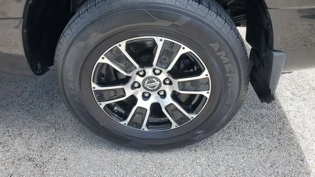 2021 Nissan Titan SV