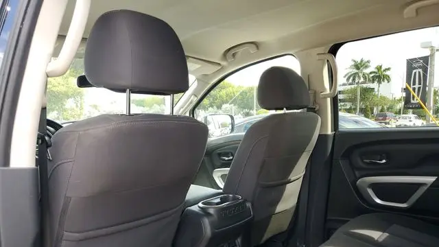 2021 Nissan Titan SV