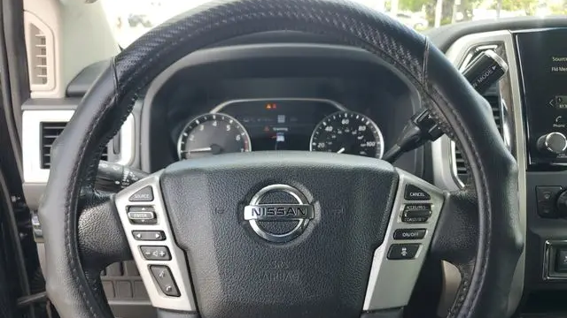 2021 Nissan Titan SV