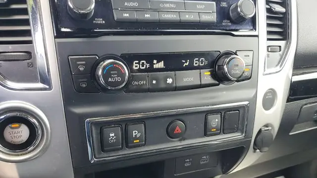 2021 Nissan Titan SV