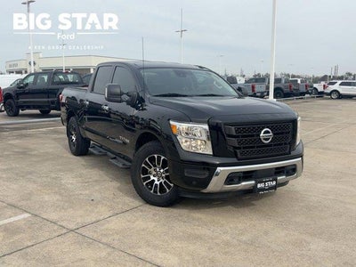 2021 Nissan Titan 4X2 SV 4DR Crew Cab 5.6 FT. SB