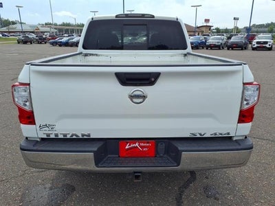 Photo of a 2018 Nissan Titan 4X4 S 4DR Crew Cab for sale