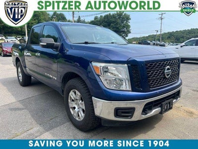 2019 Nissan Titan 4X4 S 4DR Crew Cab