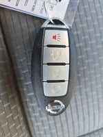 2017 Titan Thumbnail 39