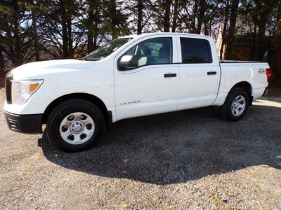 Photo of a 2019 Nissan Titan 4X4 S 4DR Crew Cab for sale