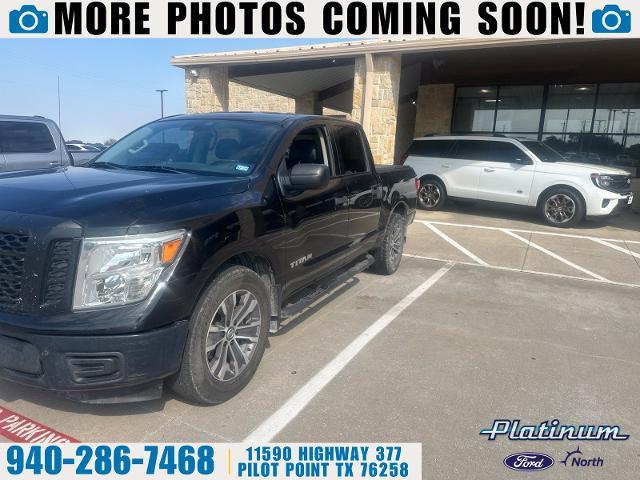 2017 Nissan Titan