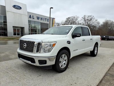 2017 Nissan Titan 4X2 S 4DR Crew Cab