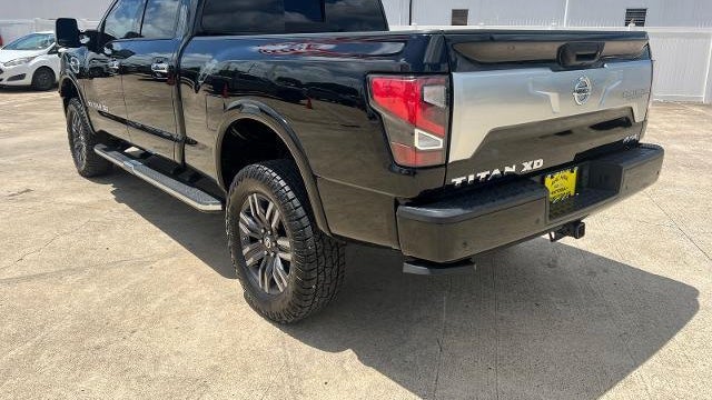 2022 Nissan Titan XD S