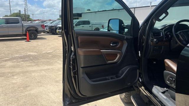 2022 Nissan Titan XD S