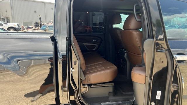 2022 Nissan Titan XD S