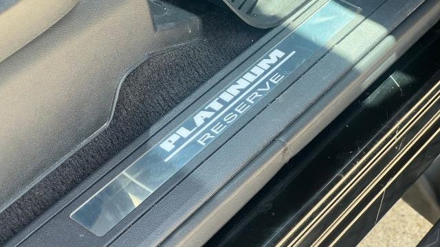 2022 Nissan Titan XD S