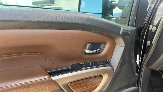 2022 Nissan Titan XD S