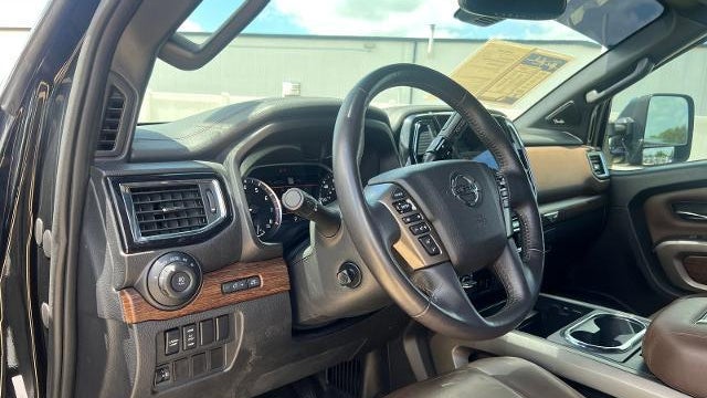 2022 Nissan Titan XD S
